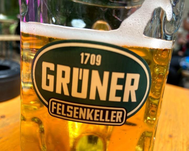 Grüner Felsenkeller